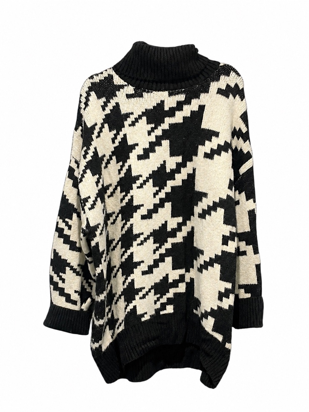 H&M Black and Cream Oversized Geometric Turtleneck Sweater Tunic L